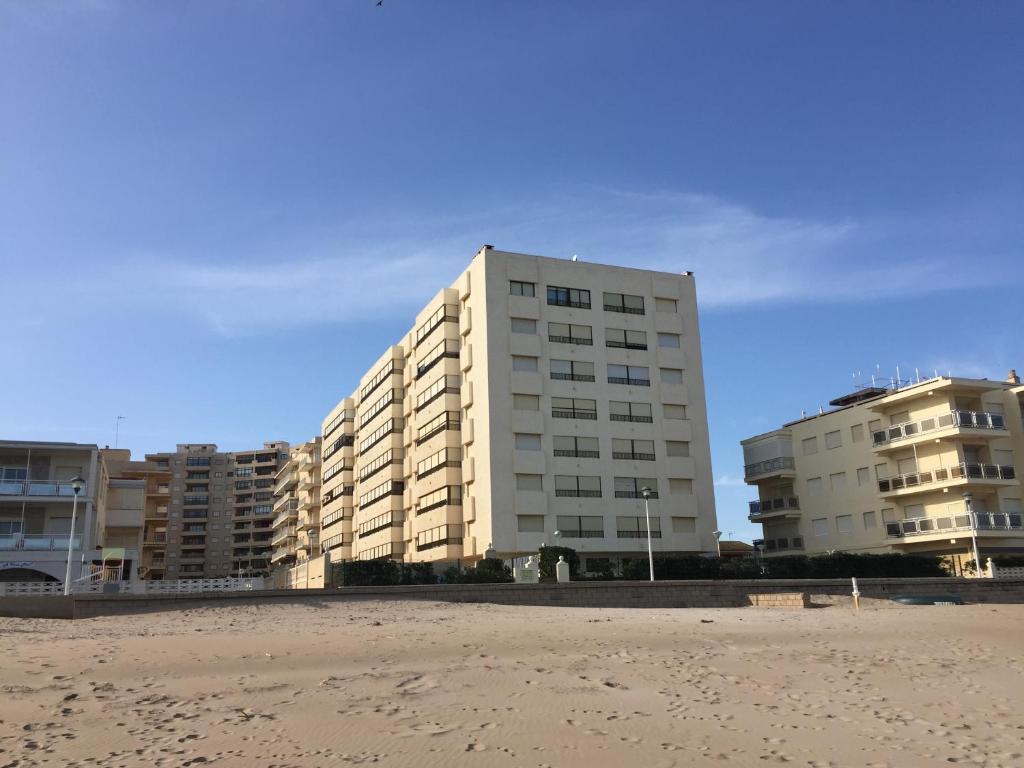 Peaceful Apartment in a Beachfront Complex, Mareny Blau ...