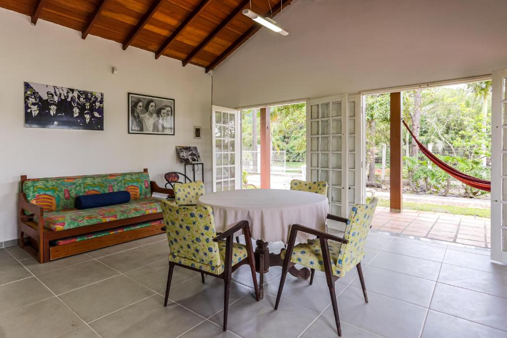  Casa frente ao canal da Barra