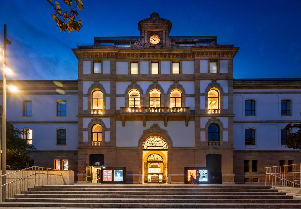 One Shot Tabakalera House - Resim 22