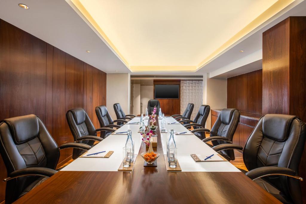Konferenční prostory v ubytování Royal Hometel Suites