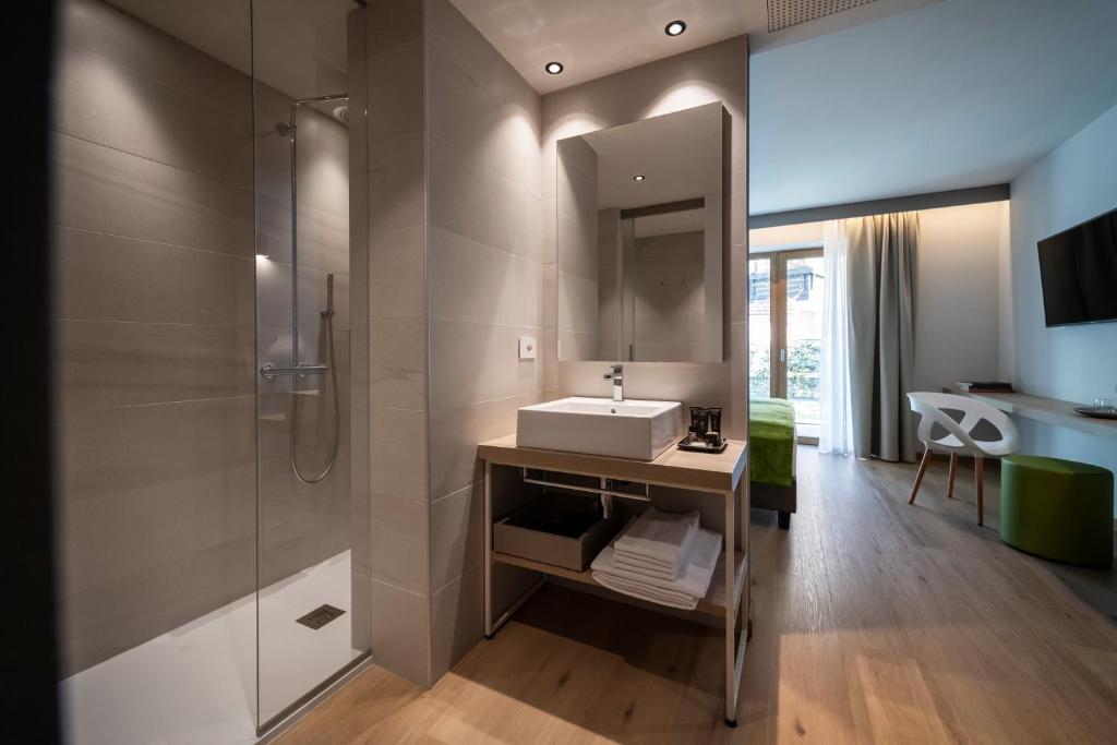 Be Place Adult Friendly Hotel - Standard Double Room