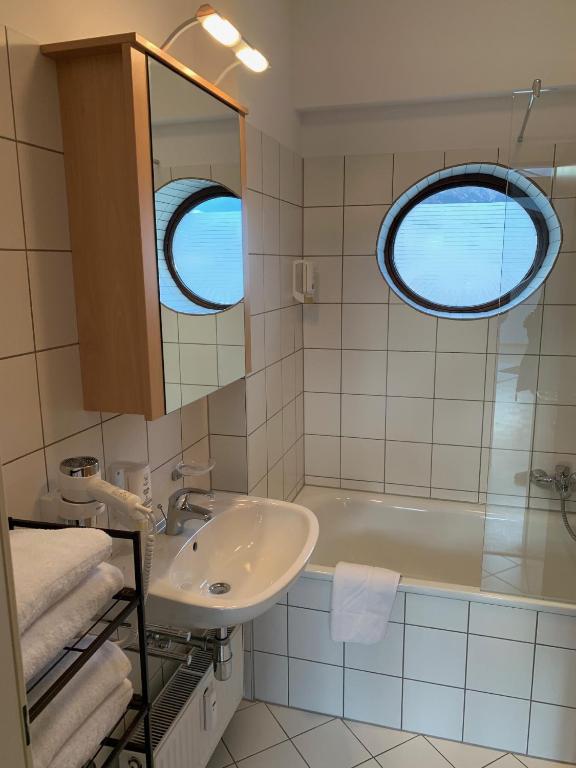 Basic Apartments downtown - 17