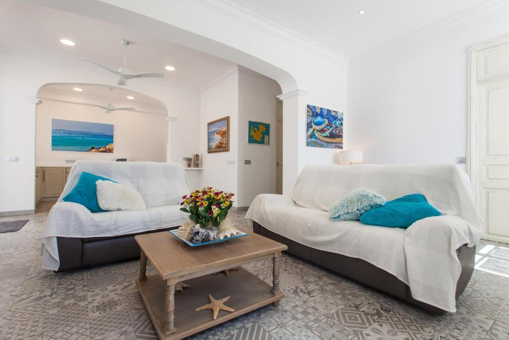 Posezení v ubytování Beach House Sa Torre