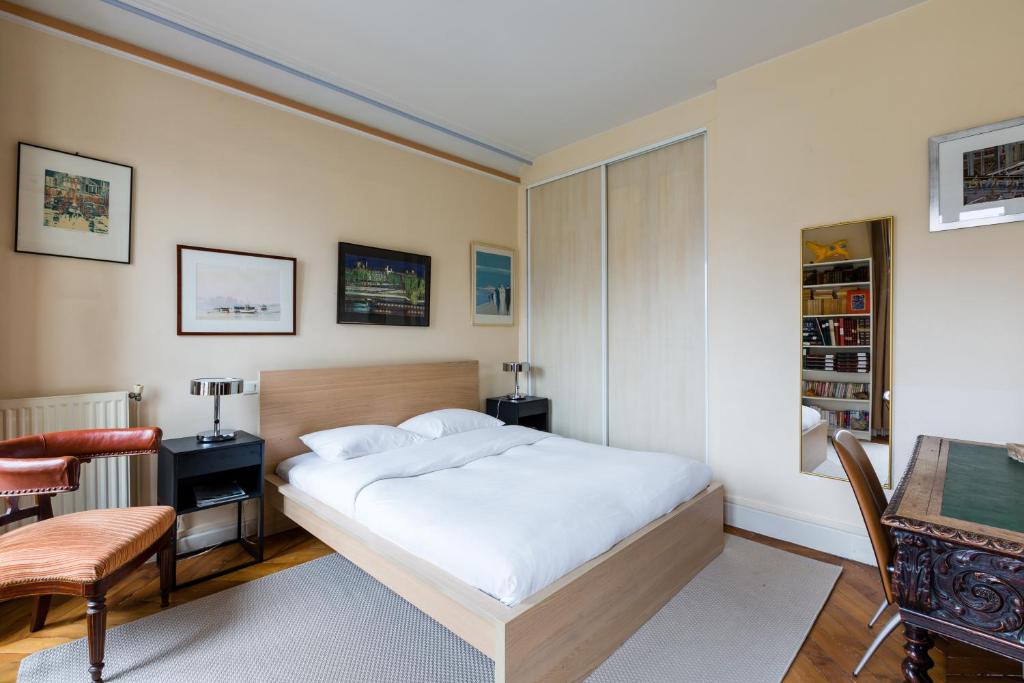 Veeve - Quai aux Fleurs Apartment