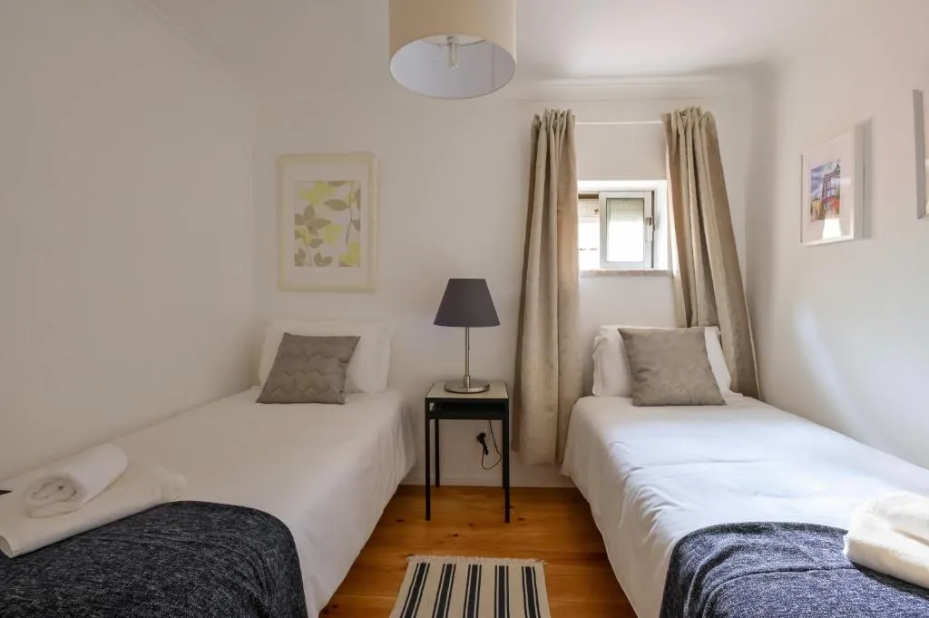Downtown Santana Apartments, Amadora, Portugal