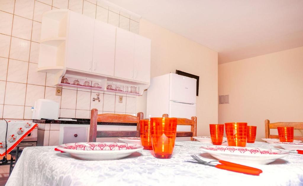  Apartamento Praia Grande Ubatuba 2 vagas garagem Internet WiFi