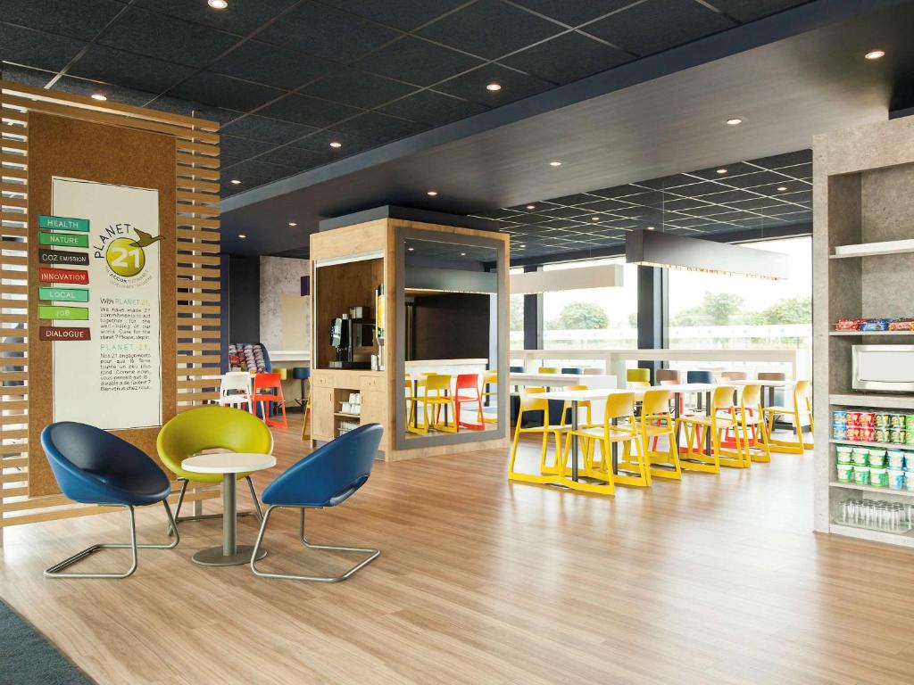 Posezení v ubytování ibis budget Hotel Edinburgh Park