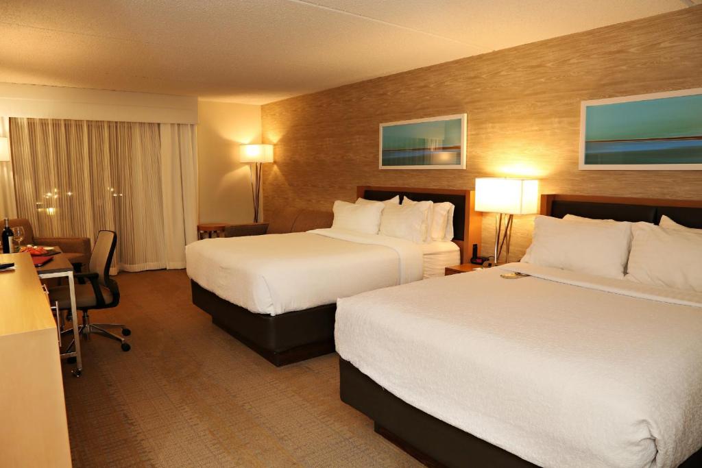 enVision Hotel & Conference Center Mansfield-Foxboro - 