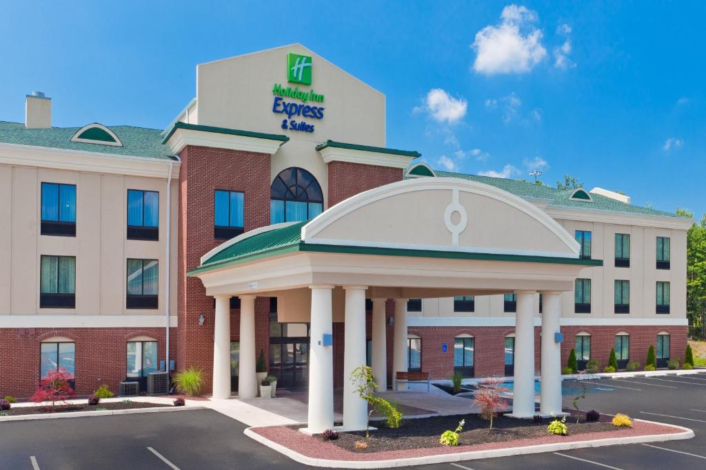 una representación de un hotel en Holiday Inn Express & Suites White Haven - Poconos, an IHG hotel en White Haven