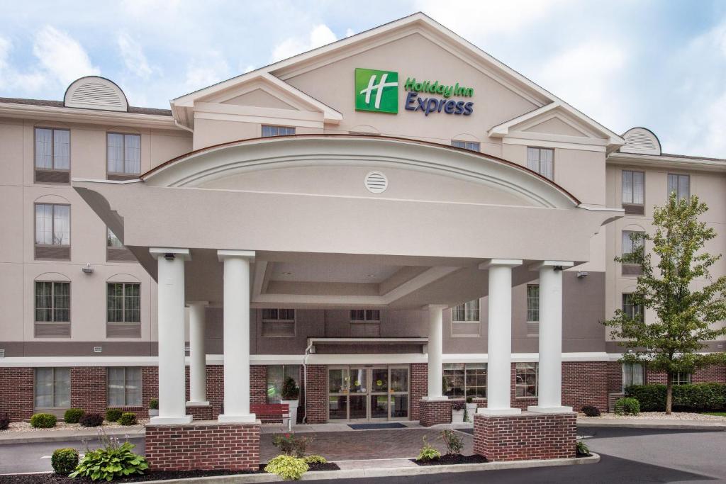 una representación de la parte delantera de un hotel en Holiday Inn Express Haskell-Wayne Area, an IHG Hotel, en Haskell