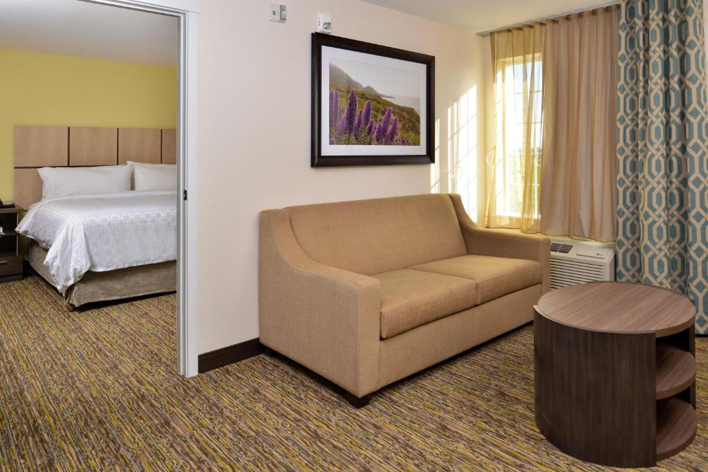 Candlewood Suites - Lodi by IHG photo