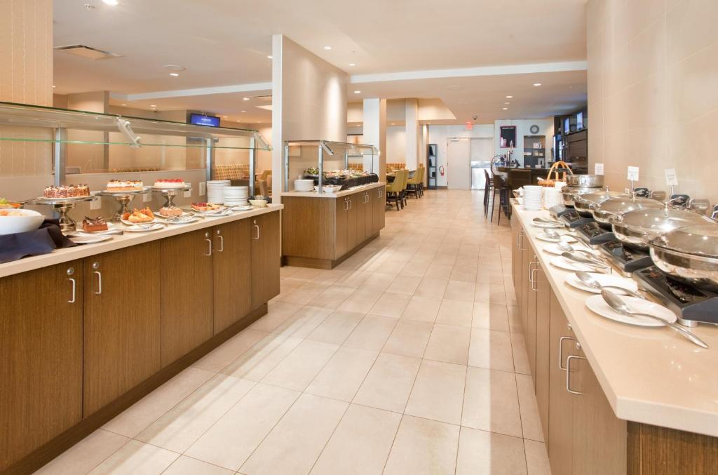 Holiday Inn Vancouver-Centre Broadway by IHG - Resim 24