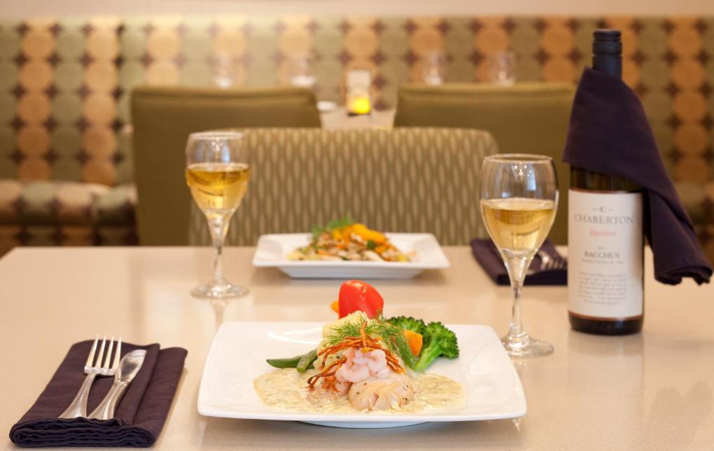 Holiday Inn Vancouver-Centre Broadway by IHG - Resim 37