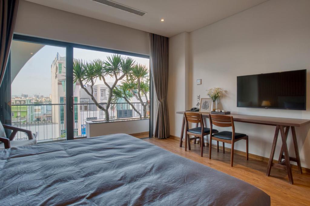 Oriental Danang - Studio With Balcony