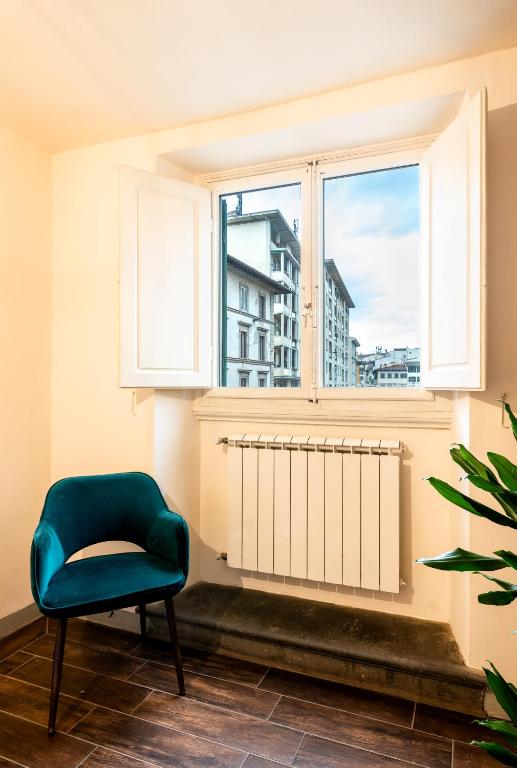 Posedenie v ubytovaní Historic Center apartment - Next to the river, all attractions - By LikeHomeFlorence