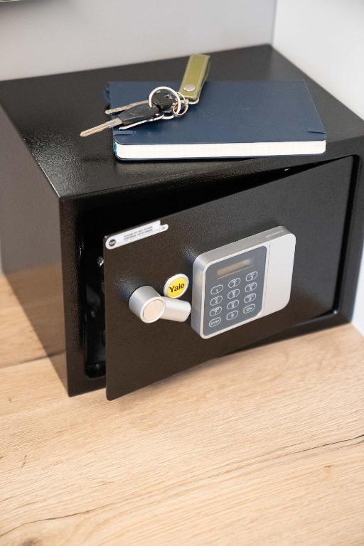 CHROMA FASHION ROOMS & APARTMENTS - Resim 29