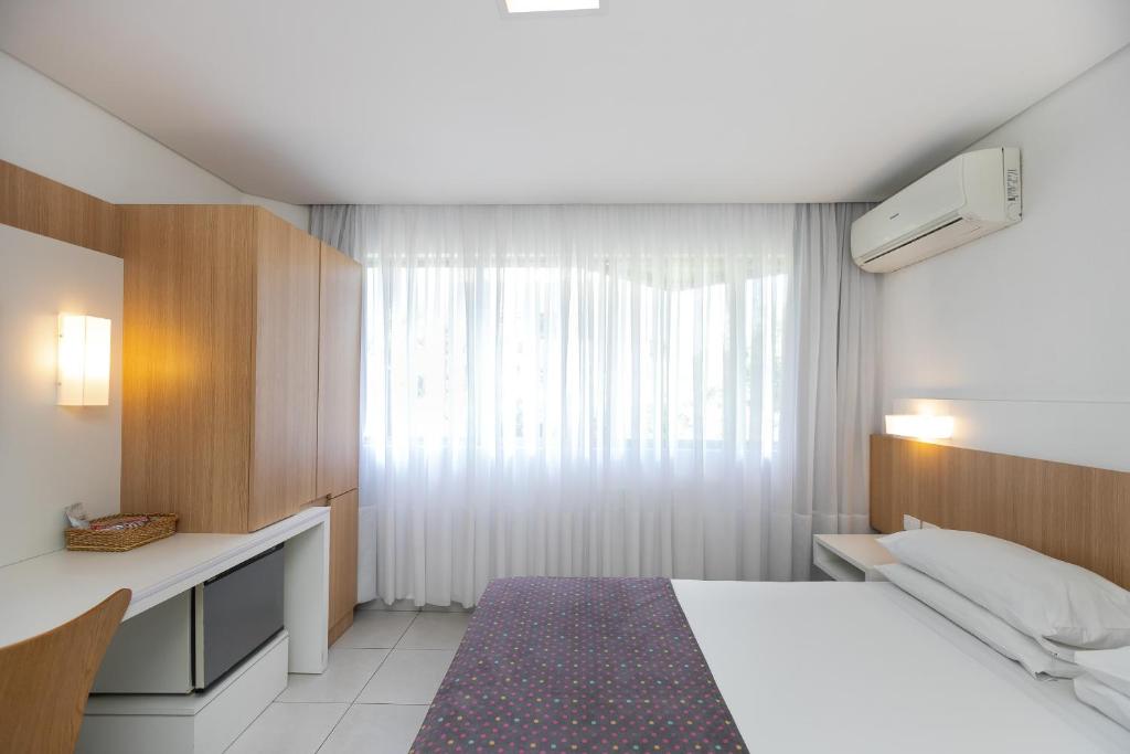  Saint Emilion Hotel