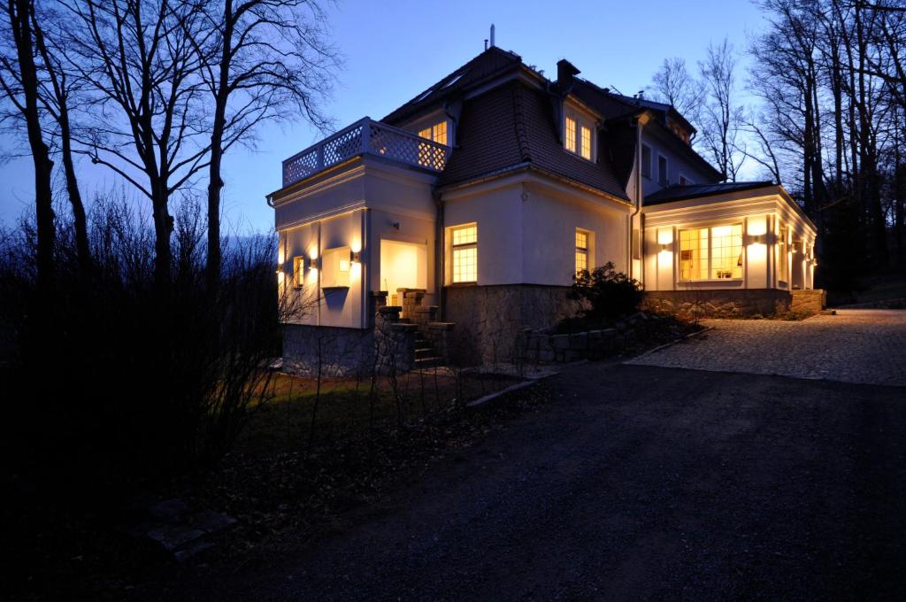 Budova, v ktorej sa apartmán nachádza