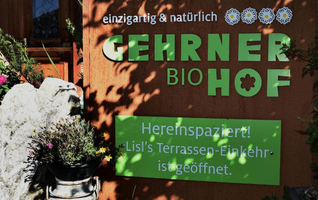 Certifikát, hodnocení, plakát nebo jiný dokument vystavený v ubytování Biobauernhof Gehrnerhof am Arlberg