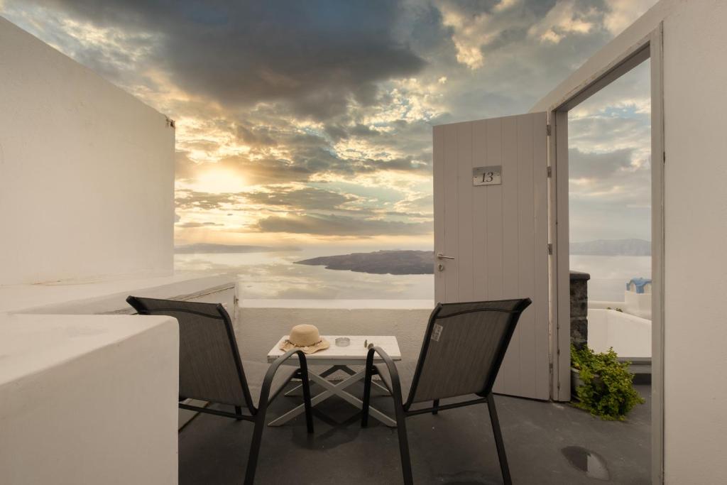 Loucas on the Cliff - Executive Tweepersoonskamer Met Caldera -uitzicht