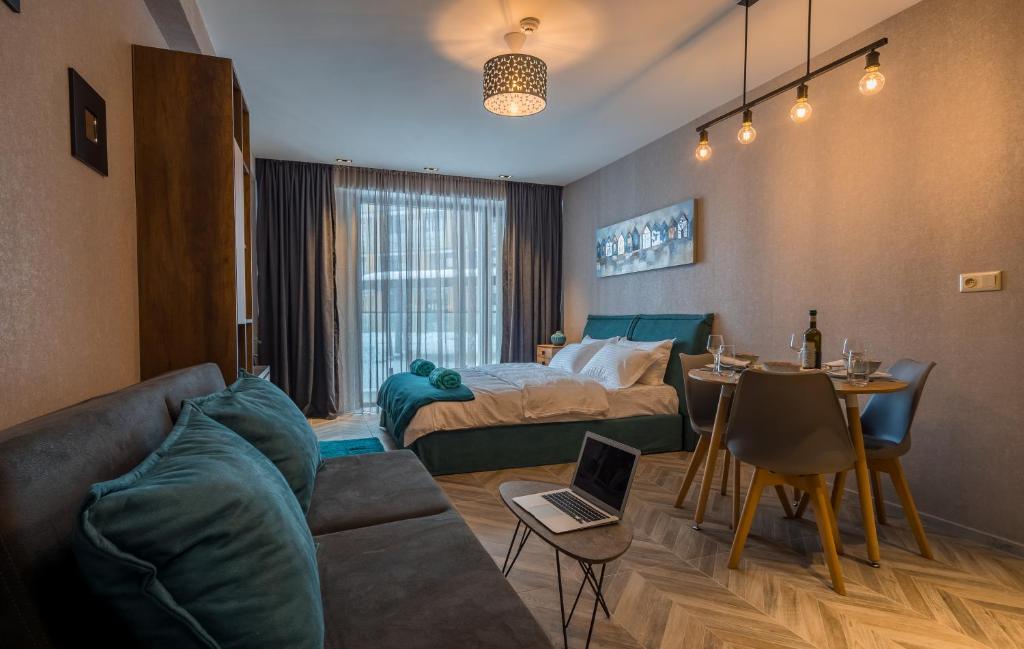 Posezení v ubytování Apartment ALPINE by Atrium, New Gudauri