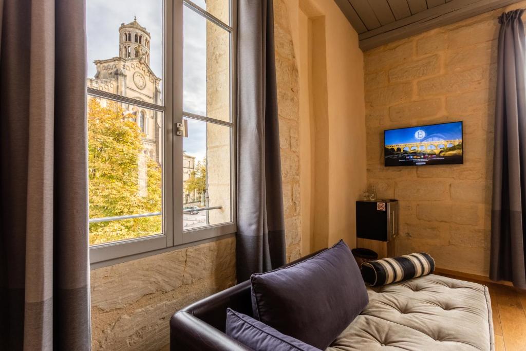 Boutique Hôtel Entraigues - Suite Familiale De Luxe 50m2