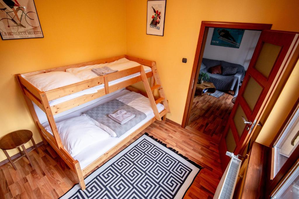 Posteľ alebo postele v izbe v ubytovaní Apartman Orlie Pierko - Tatranska Lomnica