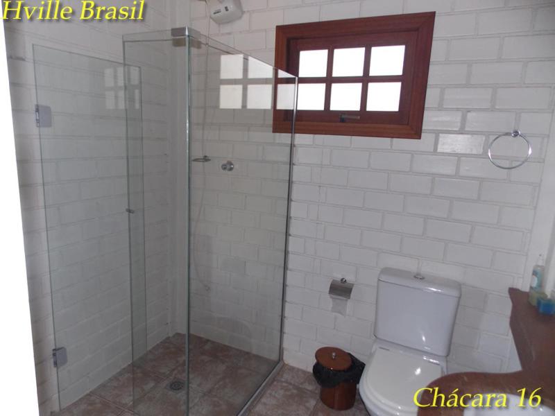  Chácara 16 com Ofurô 3 quartos