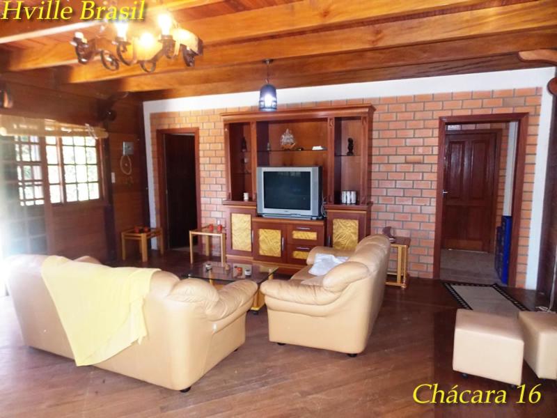  Chácara 16 com Ofurô 3 quartos