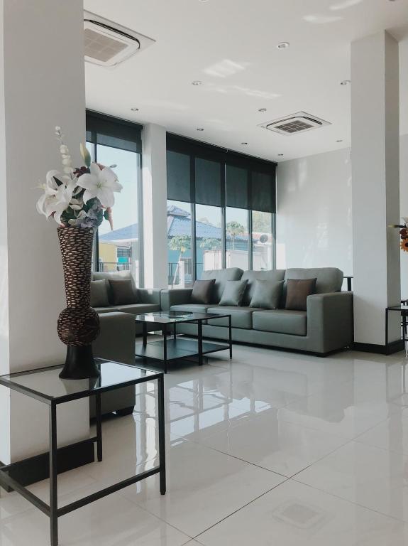 T-NEE Hotel@Udon - Resim 1