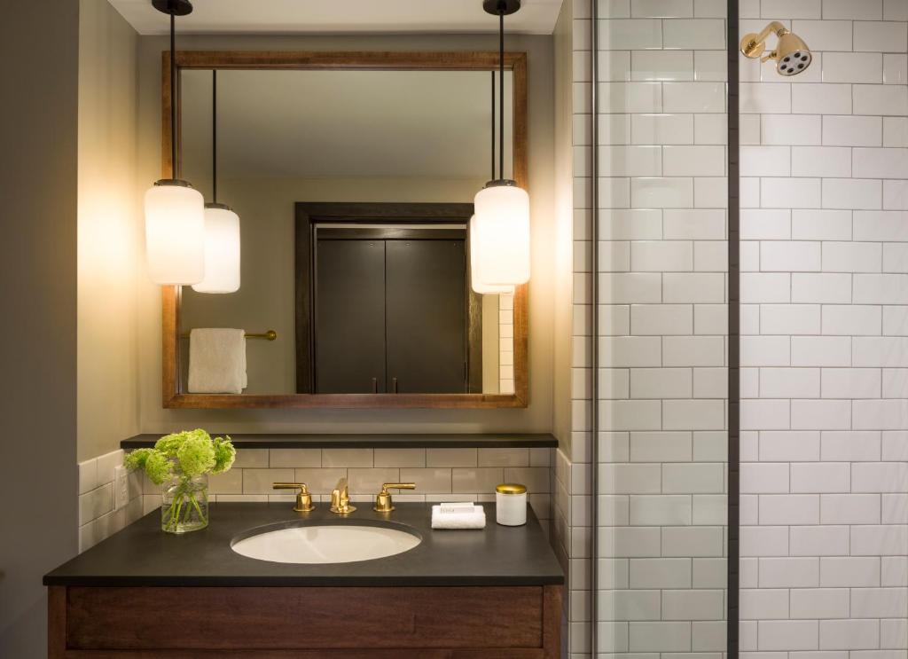 Kimpton Journeyman Hotel, an IHG Hotel - Salle De Roi
