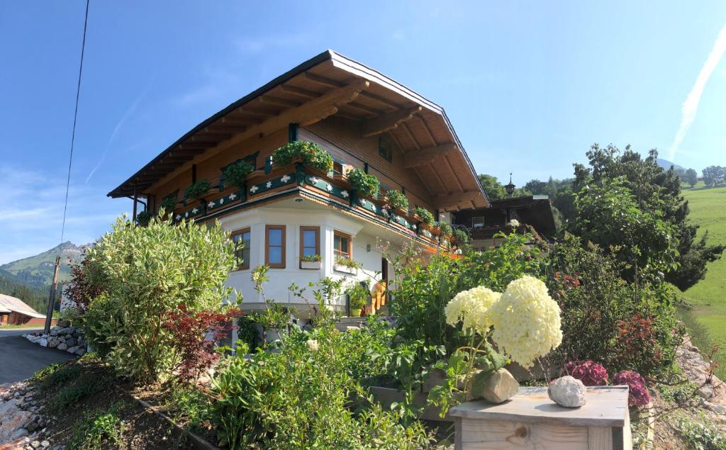 Vonkajšia záhrada v ubytovaní Haus Waldrast