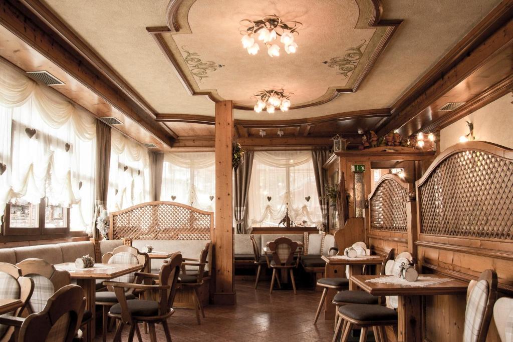 Restaurace v ubytování Albergo Centrale