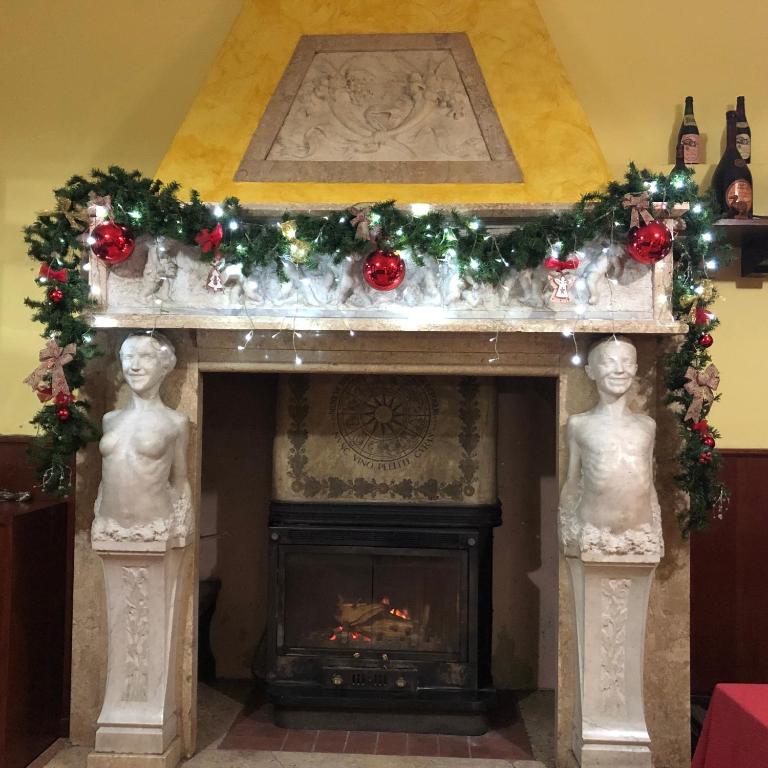 Fotografie z fotogalerie ubytování Albergo Sala v destinaci Valbrona