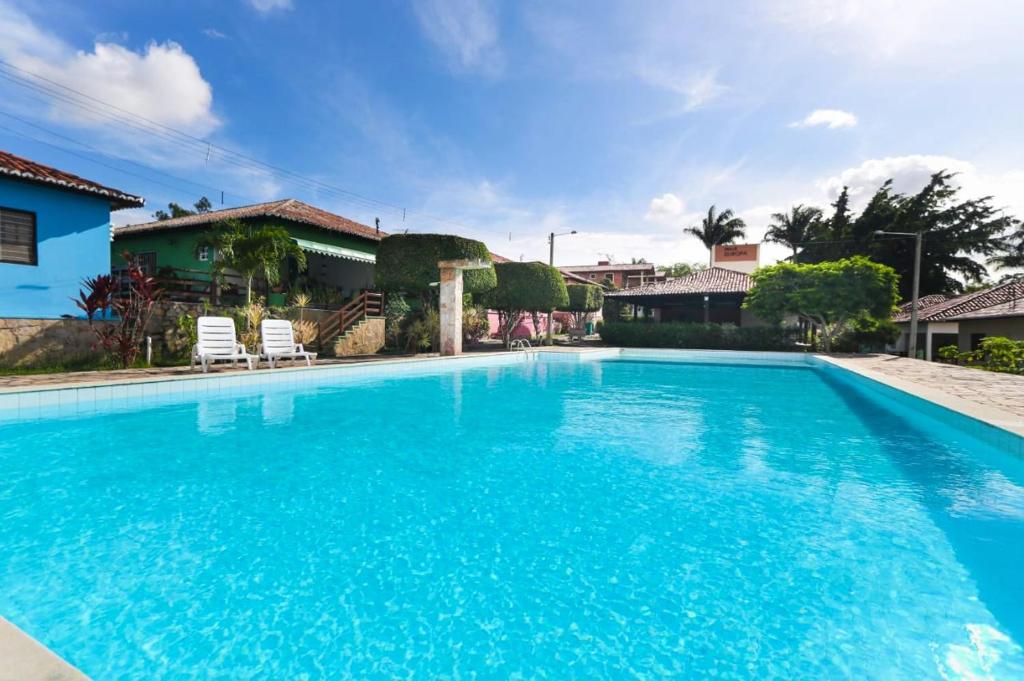 Πισίνα στο ή κοντά στο Lindo Privê Europa 04 com AR, 5WC e Grande Piscina
