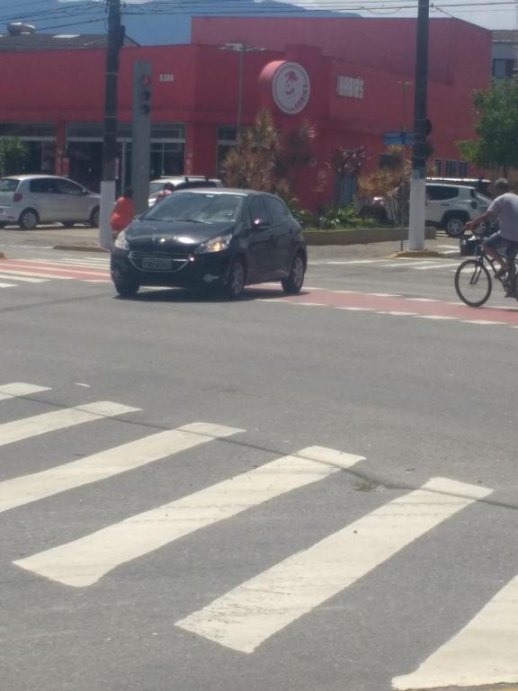  Vila Mirim-Pé na areia