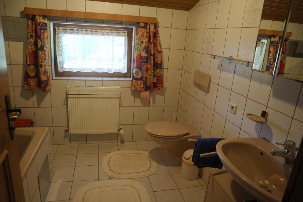 Kúpeľňa v ubytovaní Haus Kammerlander