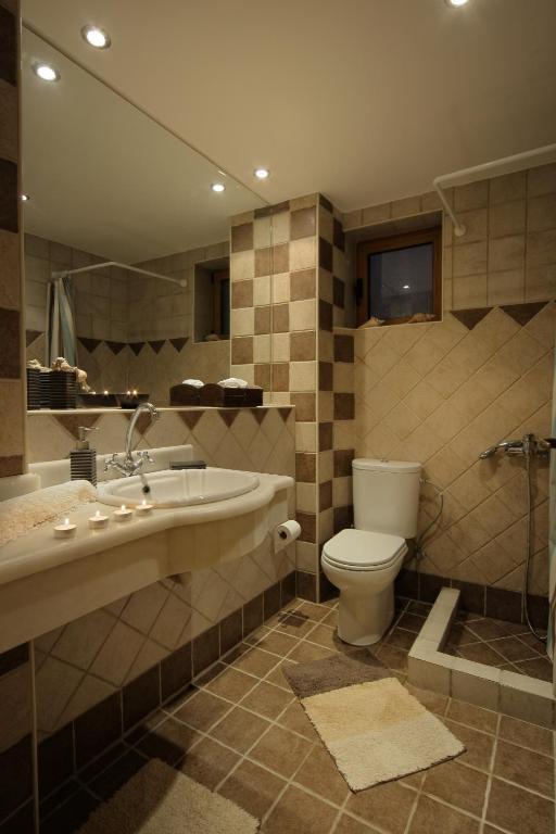 Koupelna v ubytování Pandora Villas