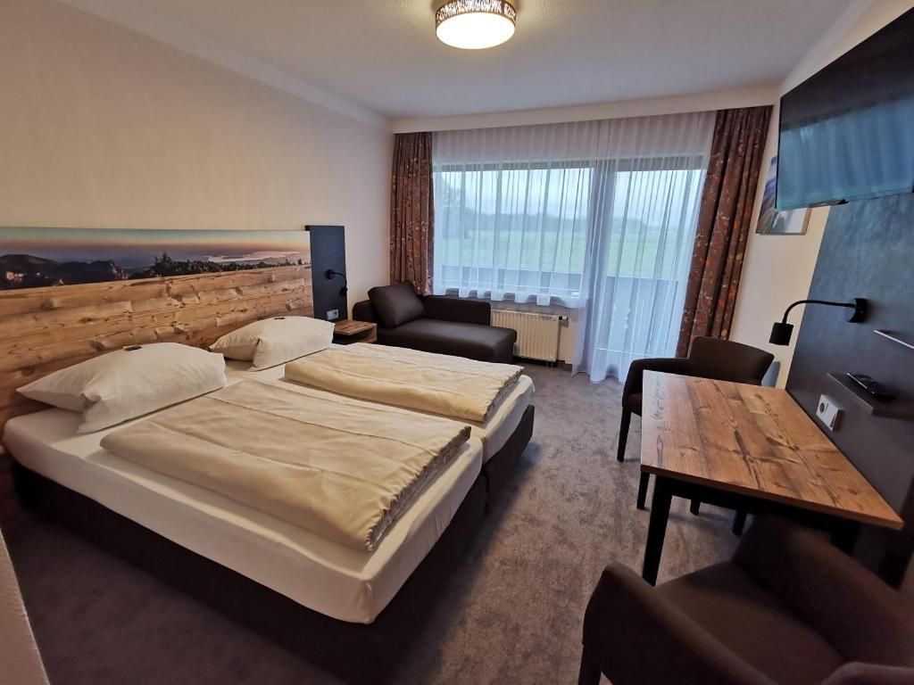 Postel nebo postele na pokoji v ubytování Haus Waldesruh