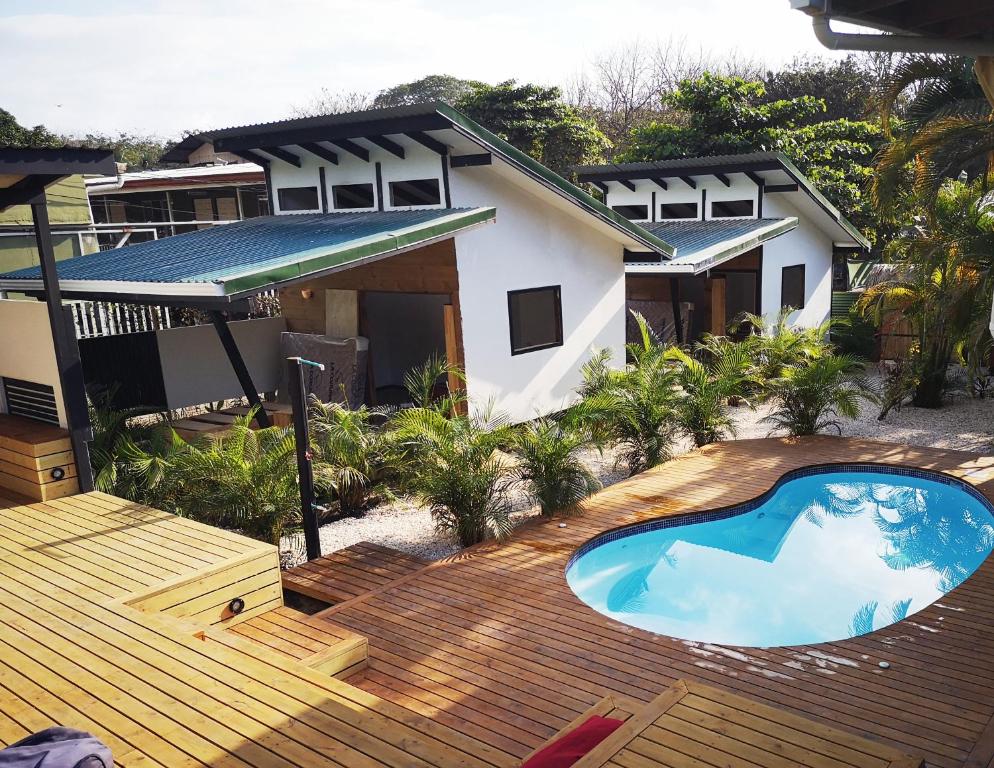 Santeria Lodge - отзывы и видео