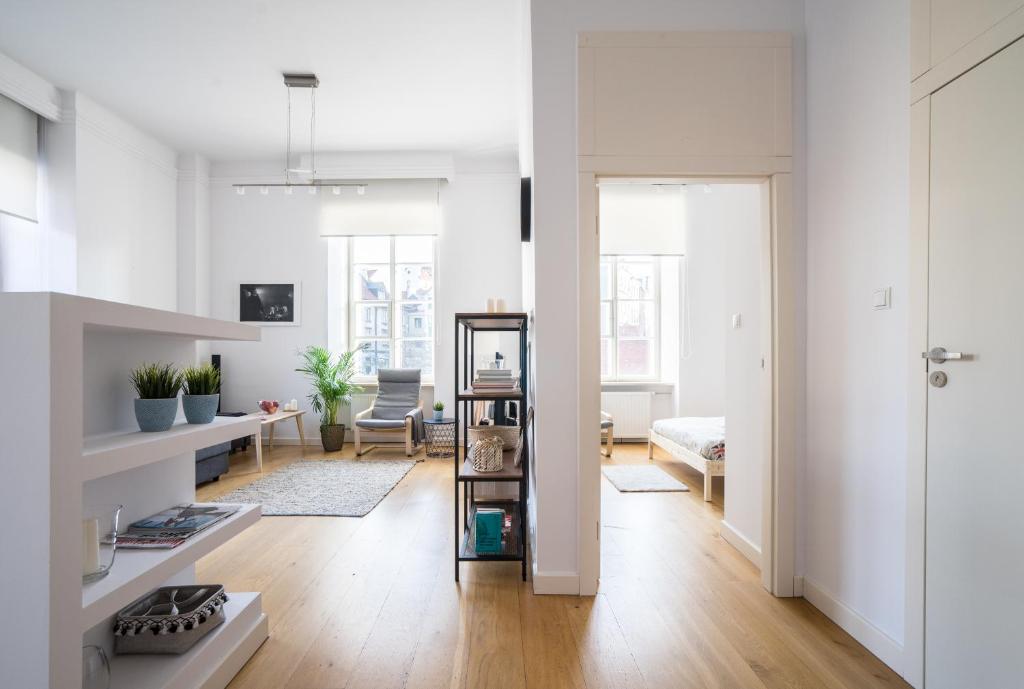 Old Town Heart VII - TheBarbican - 5