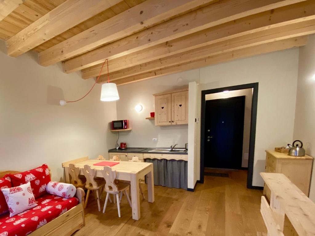 Kuchyň nebo kuchyňský kout v ubytování Chalet Ronchi - Foppolo Ski