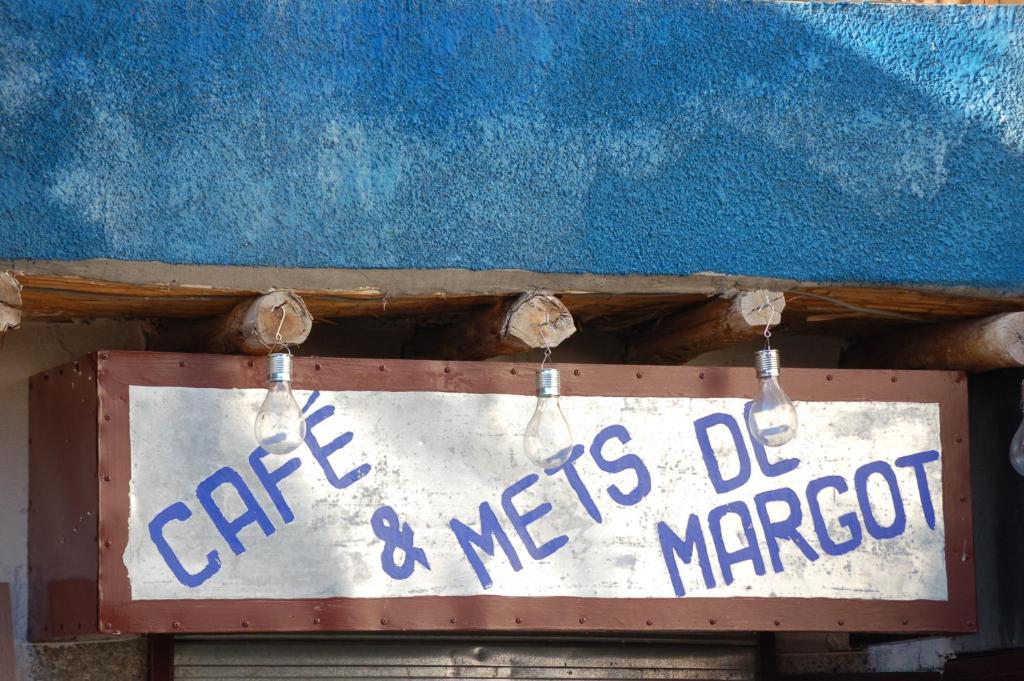 Certifikát, hodnocení, plakát nebo jiný dokument vystavený v ubytování Dar Margot Marrakech