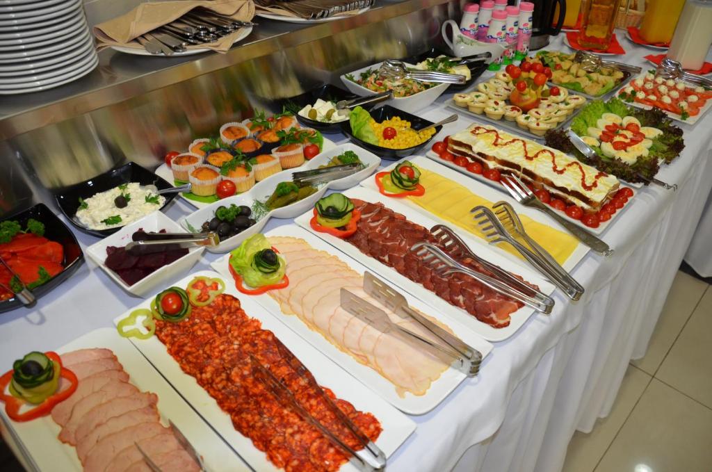 Hotel Zeder Garni - Resim 23