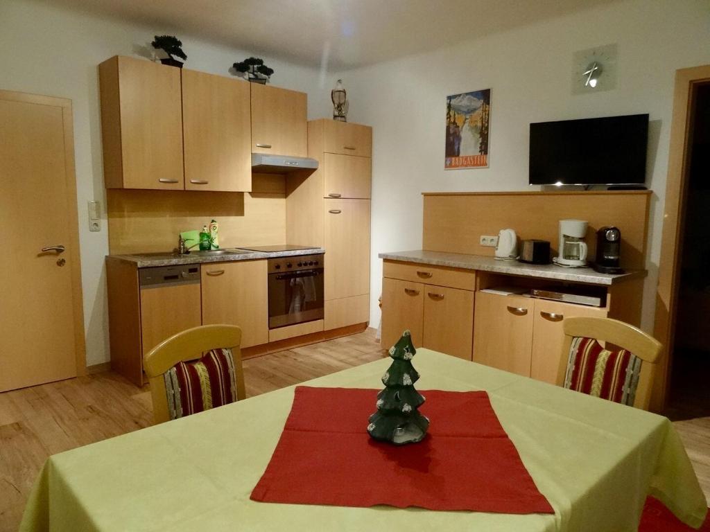 Kuchyň nebo kuchyňský kout v ubytování Landhaus Rathgeb