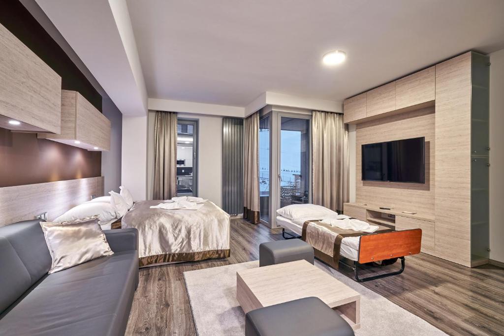 HOTEL PECR DEEP - 16