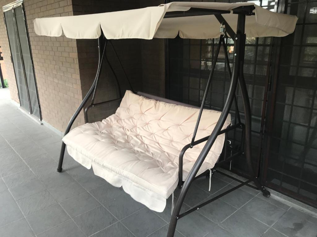 Łóżko lub łóżka w pokoju w obiekcie Home Sorbara "Luxury Home"