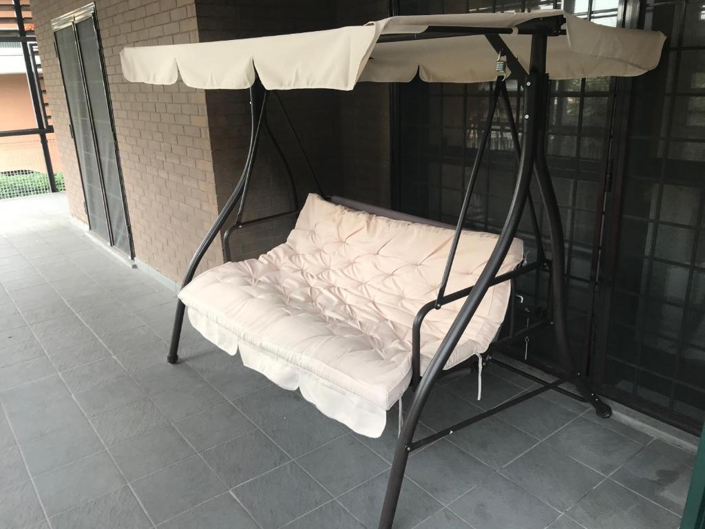 Łóżko lub łóżka w pokoju w obiekcie Home Sorbara "Luxury Home"