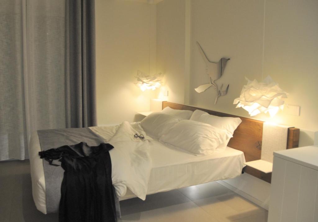 Lugana 9 - Deluxe King Room