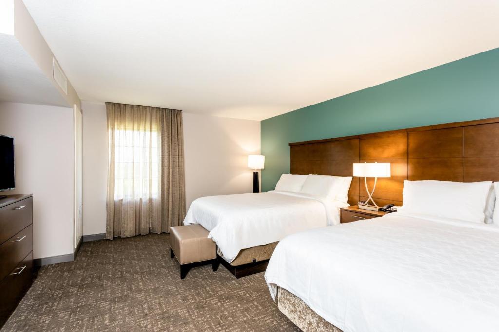 Staybridge Suites - Fort Lauderdale Airport - West, an IHG Hotel - Suite De Deux Chambres Avec Un Roi, Deux Reine Et Canapé-lit
